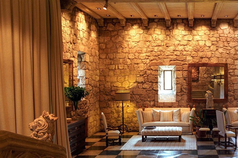 Landa Hotel Burgos Interior photo Interior of the hotel